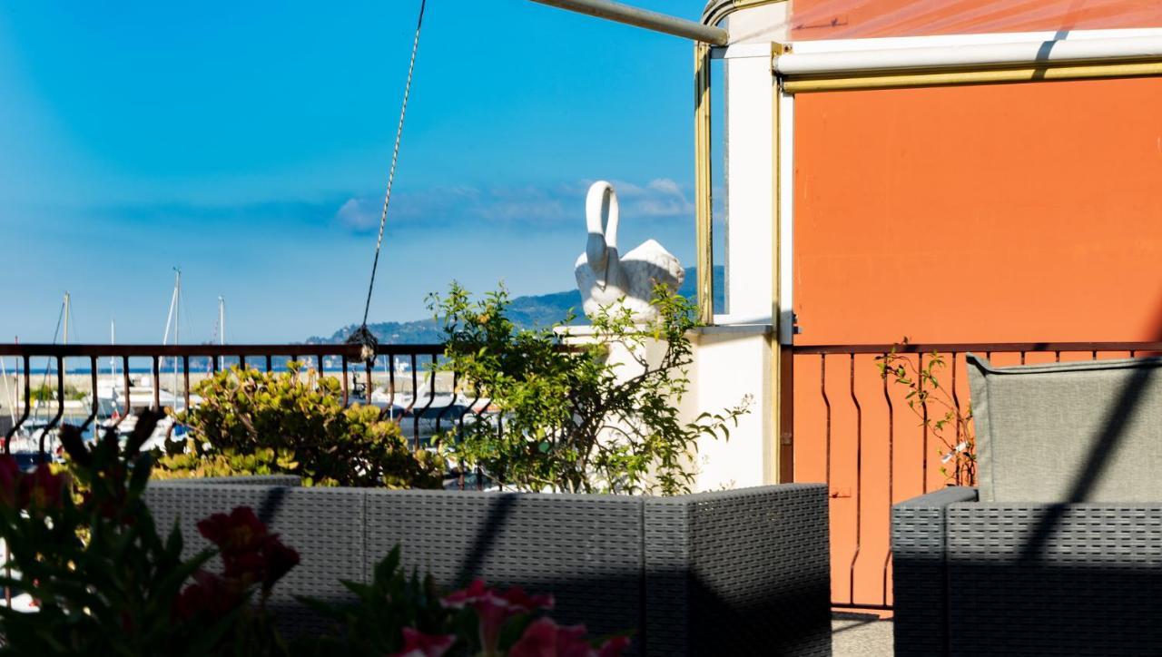 Albergo Stella Di Mare Lavagna Dış mekan fotoğraf