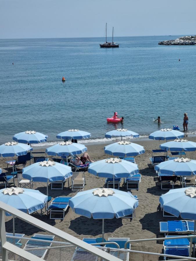 Albergo Stella Di Mare Lavagna Dış mekan fotoğraf